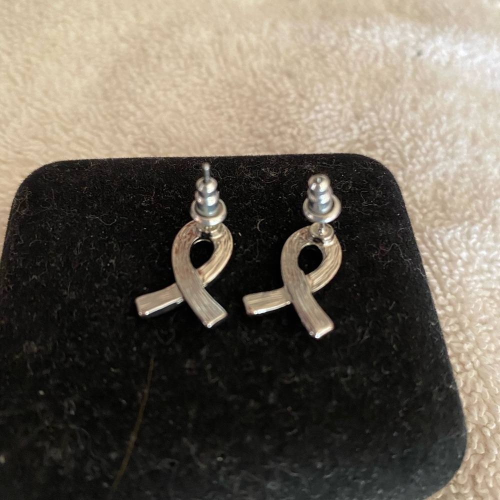 Awareness Ribbon earrings - Picture 4 of 5